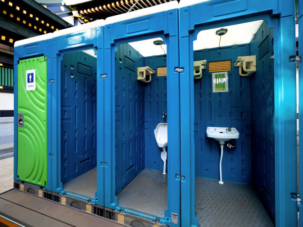 Portable Toilet Options We Offer in Converse, TX